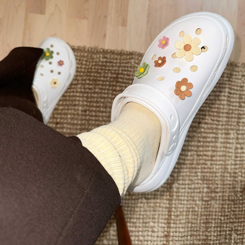 Neutral Multi Size Flowers Shoe Charms Set of 10