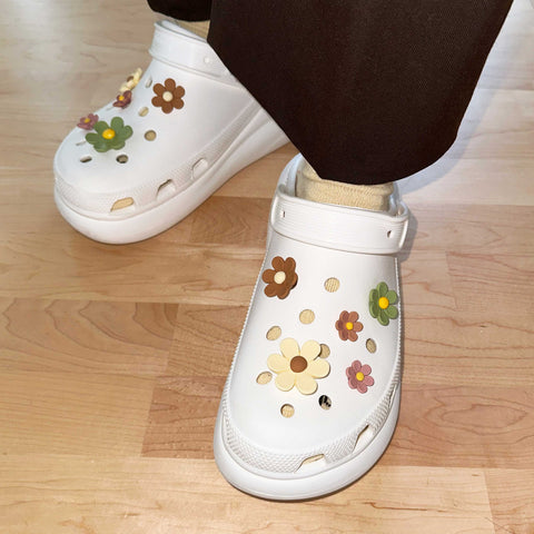 Neutral Multi Size Flowers Shoe Charms Set of 10