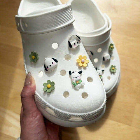 Pochacco Sanrio Charms Set with Flowers