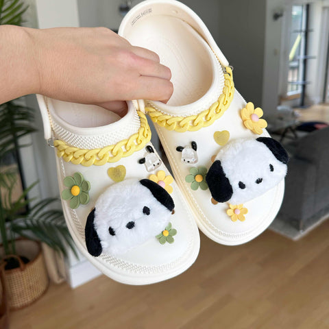 Pochacco Sanrio Plushie Shoe Charms Set