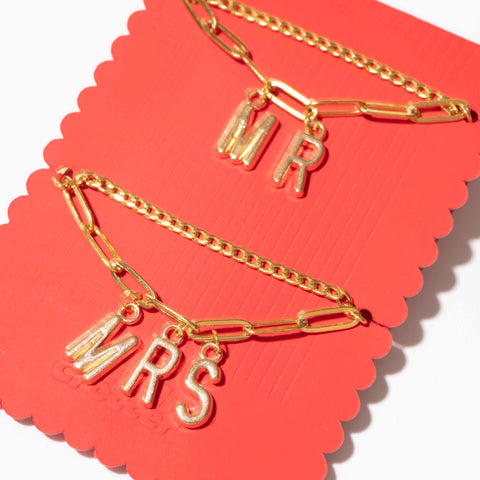 Customisable Letters on Double Strand Shoe Chains in Gold – Bling Font