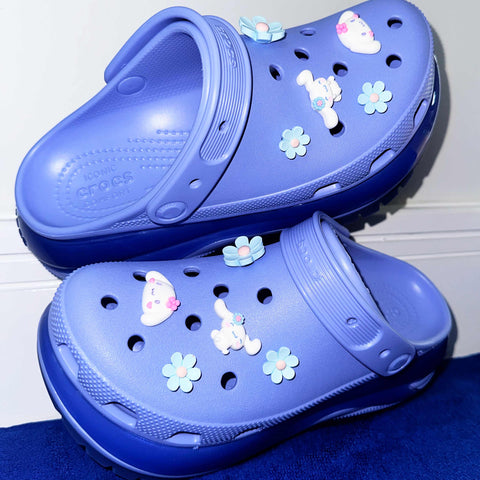 Blue Multi Size Flowers Shoe Charms Set